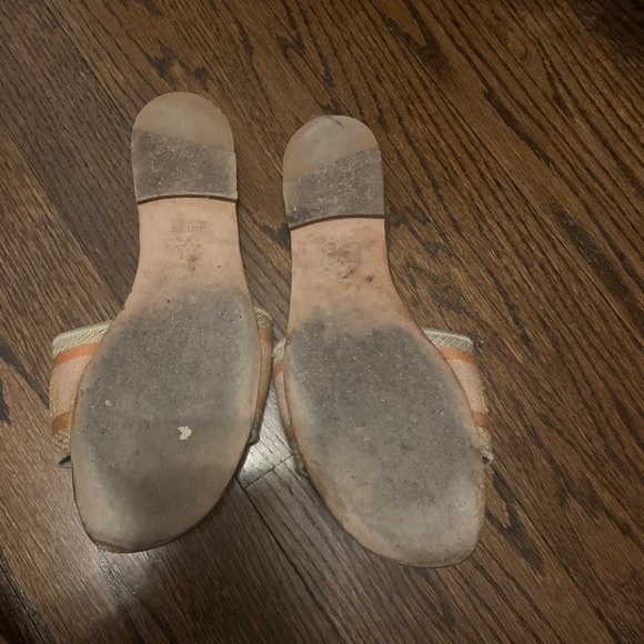 Sold ❤️❤️❤️ - Picture 2 of 3